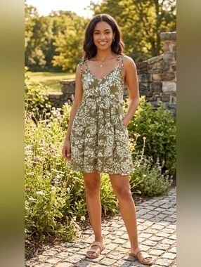 397. NWT - Patrons of Peace Floral Sundress